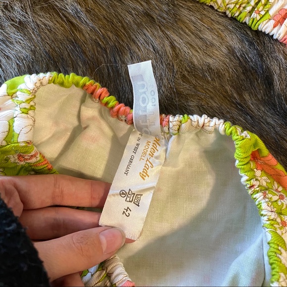 💔SOLD 💔 Gorgeous vintage bikini - Picture 5 of 9